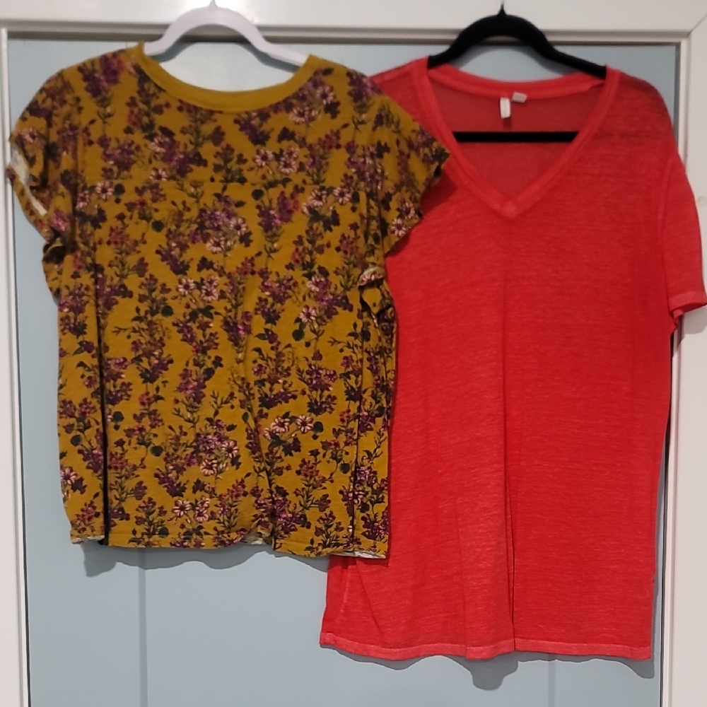 Time and Tru Mustard Floral Top